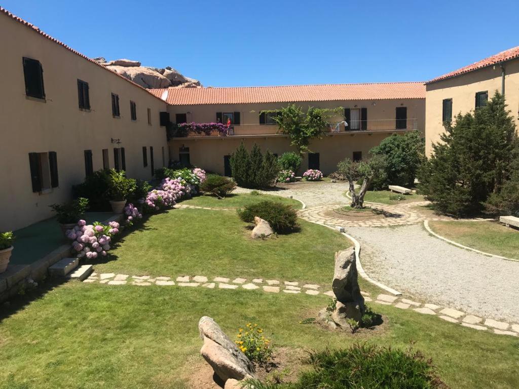 Residence Cala Francese - Case Sul Mare لا ماداّلينا المظهر الخارجي الصورة