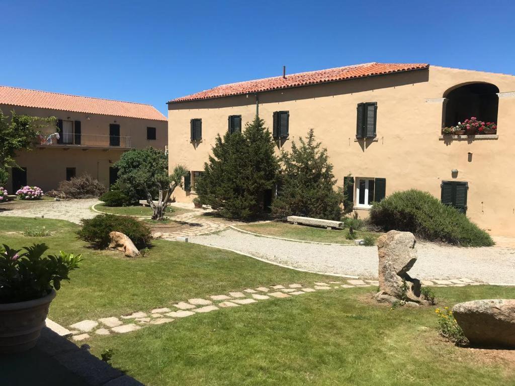 Residence Cala Francese - Case Sul Mare لا ماداّلينا المظهر الخارجي الصورة