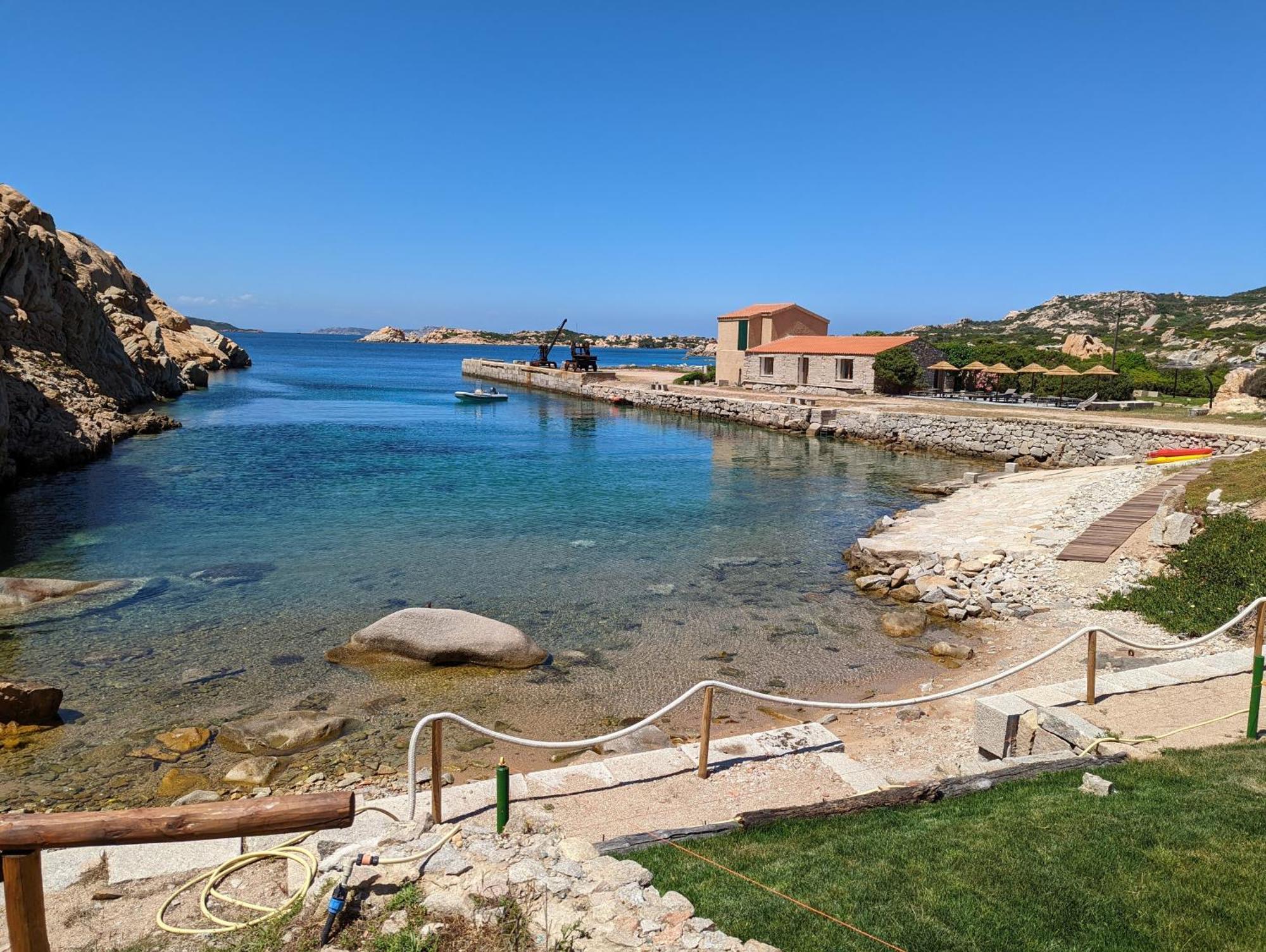 Residence Cala Francese - Case Sul Mare لا ماداّلينا المظهر الخارجي الصورة