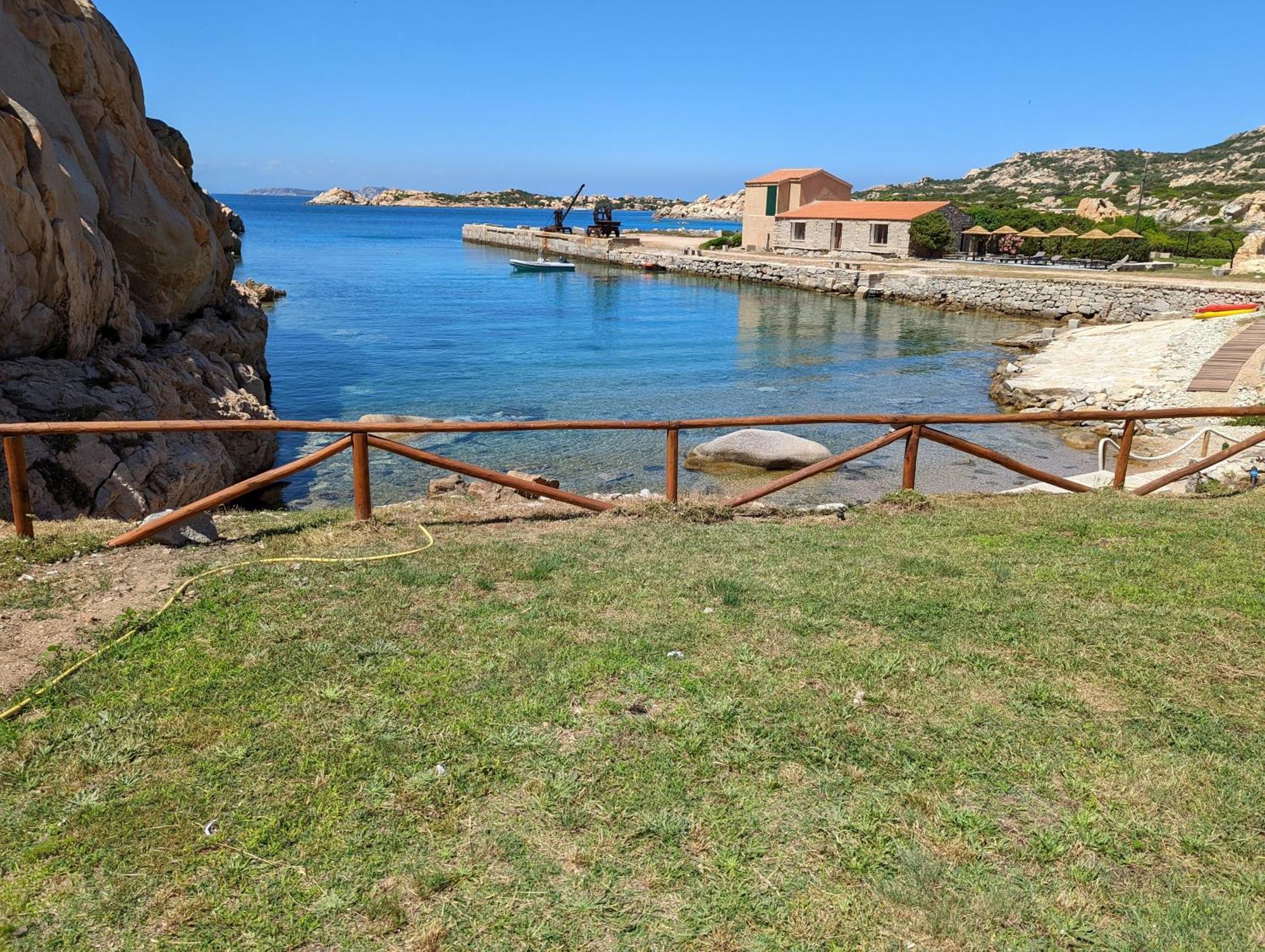 Residence Cala Francese - Case Sul Mare لا ماداّلينا المظهر الخارجي الصورة