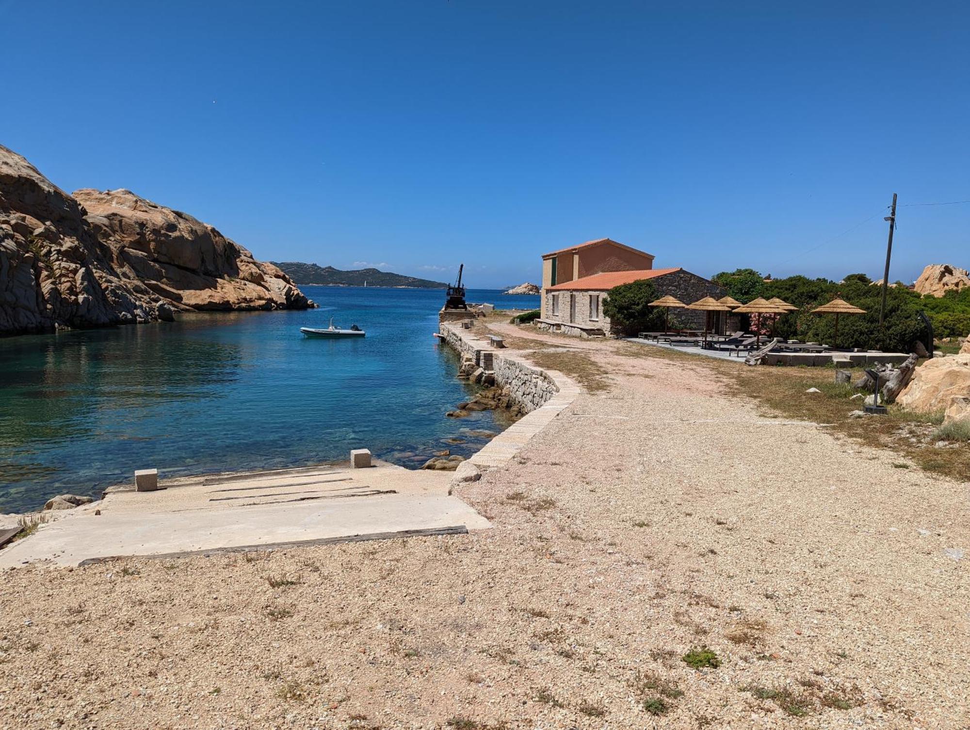 Residence Cala Francese - Case Sul Mare لا ماداّلينا المظهر الخارجي الصورة